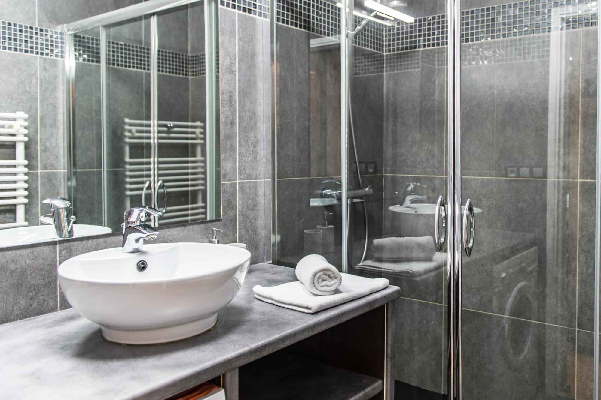 Appartement Renove - Terrasse - Parking - Bm Ницца Экстерьер фото
