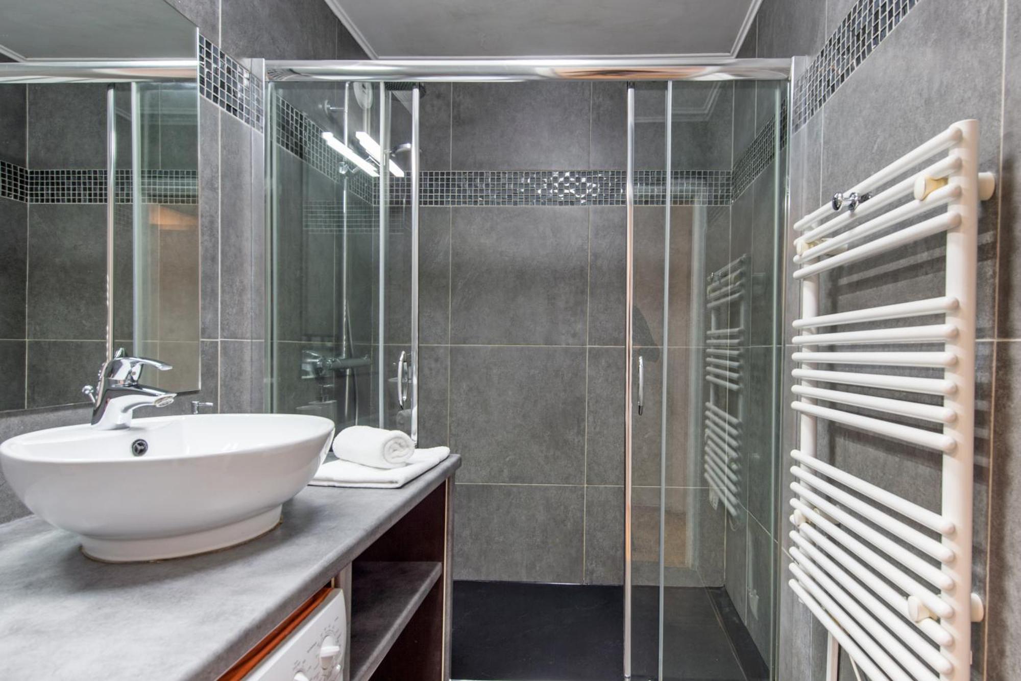 Appartement Renove - Terrasse - Parking - Bm Ницца Экстерьер фото